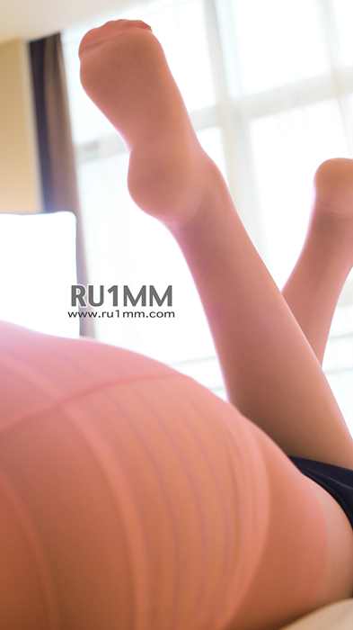 ru1mm 如壹写真 2013-10-24 NO.001 性感粉红裤袜美女